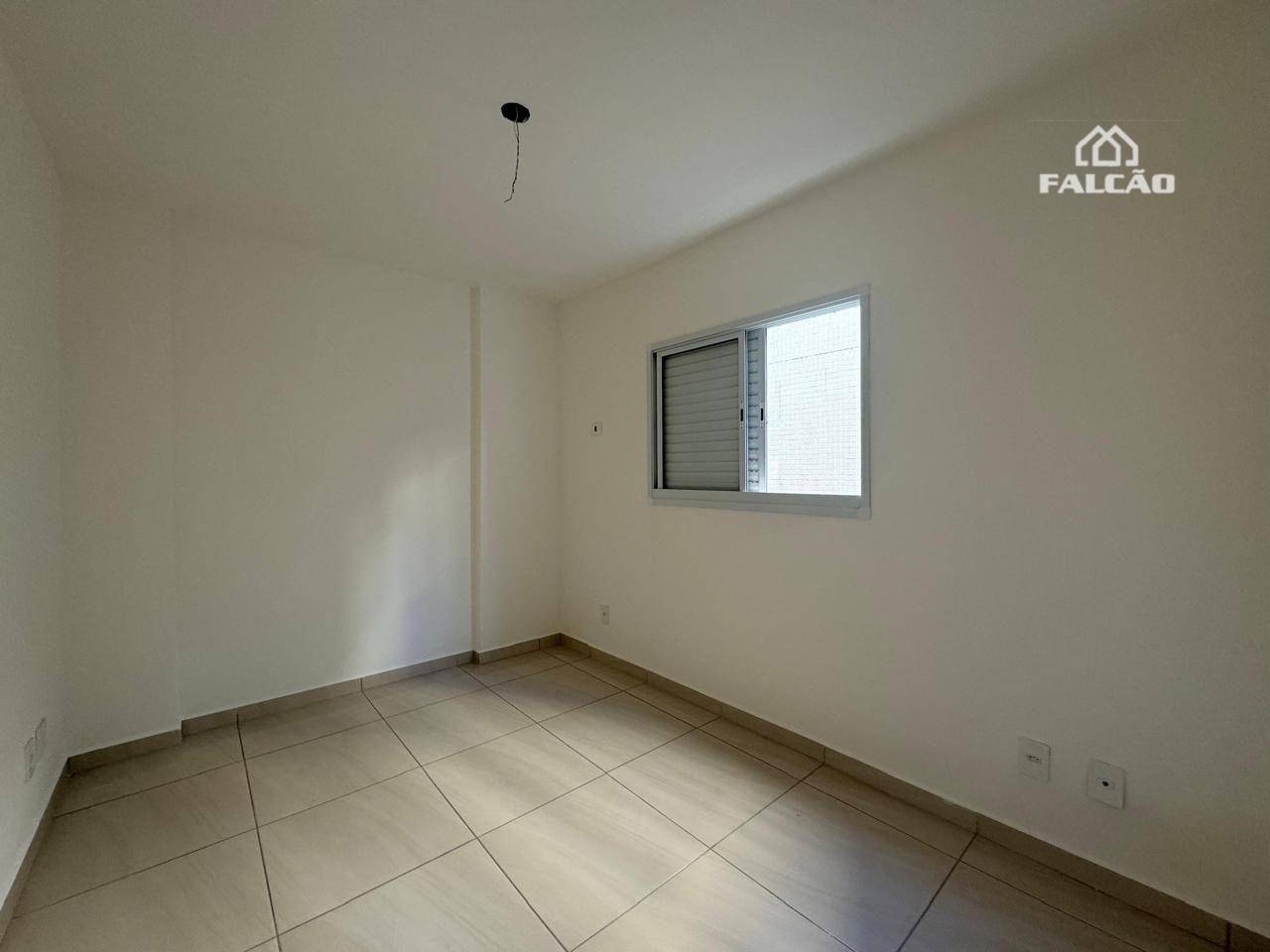 Apartamento à venda com 1 quarto, 42m² - Foto 5