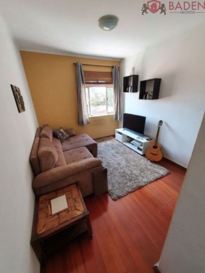 Apartamento à venda com 1 quarto, 42m² - Foto 2