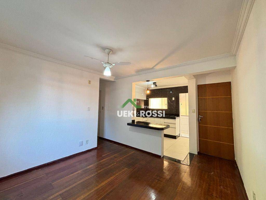 Apartamento à venda com 2 quartos, 55m² - Foto 11