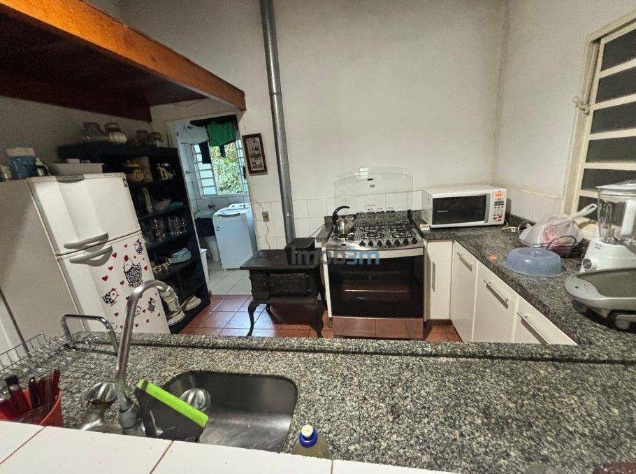 Chácara à venda com 3 quartos, 200m² - Foto 23