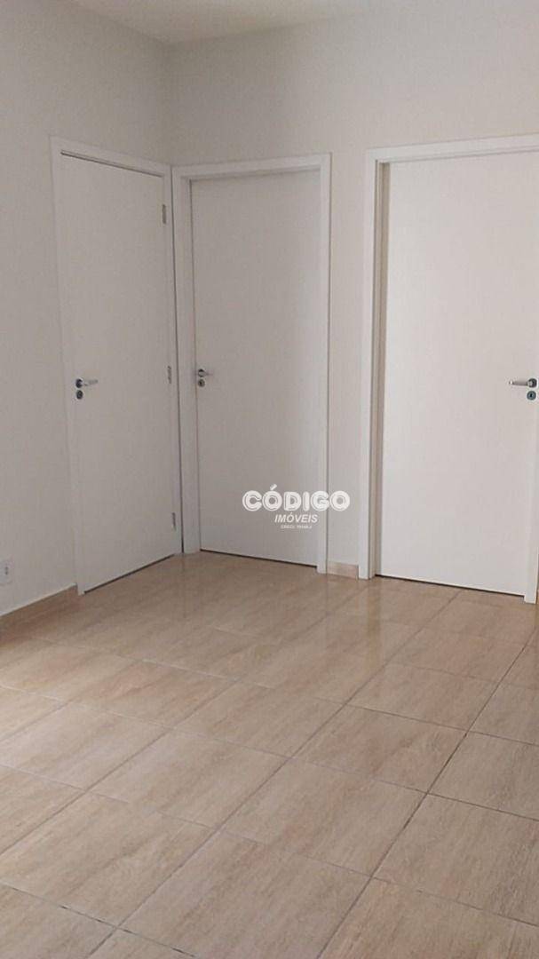 Apartamento à venda com 2 quartos, 44m² - Foto 3