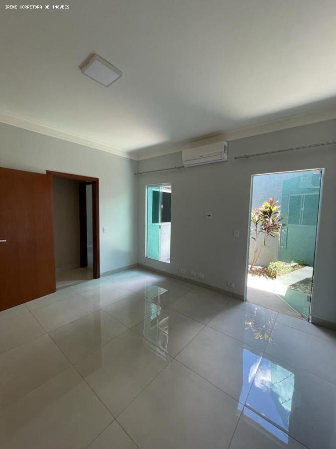 Casa à venda com 2 quartos, 281m² - Foto 23