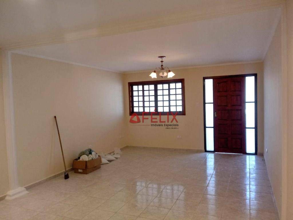 Casa à venda com 3 quartos, 185m² - Foto 9