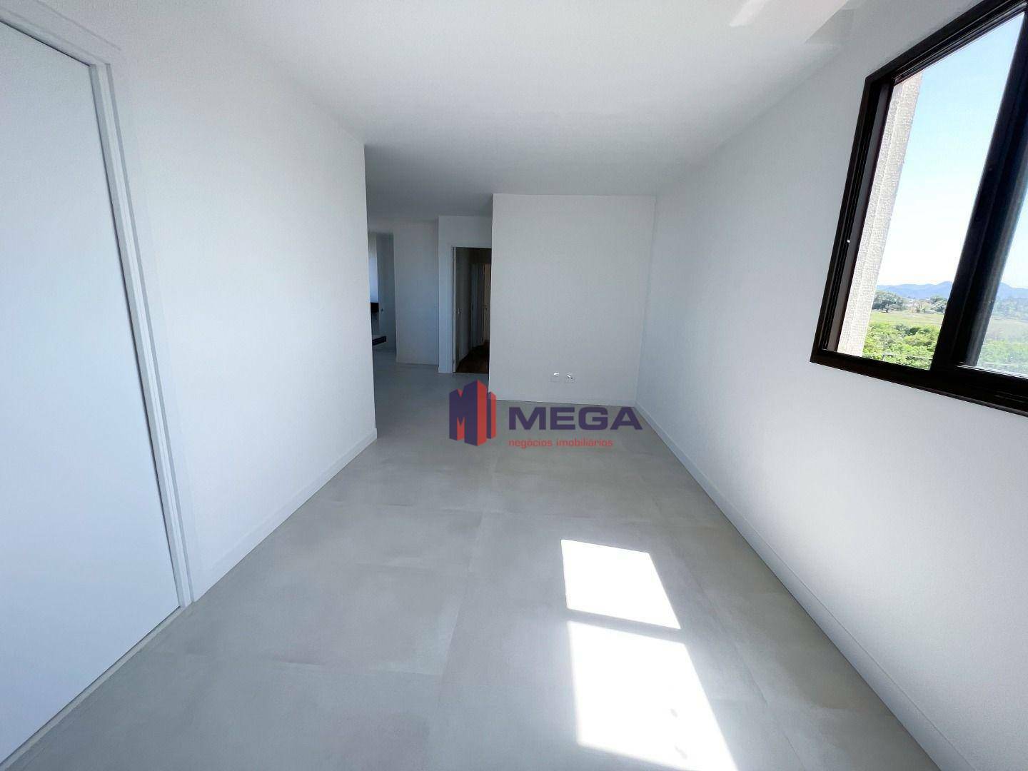 Apartamento à venda com 3 quartos, 135m² - Foto 22