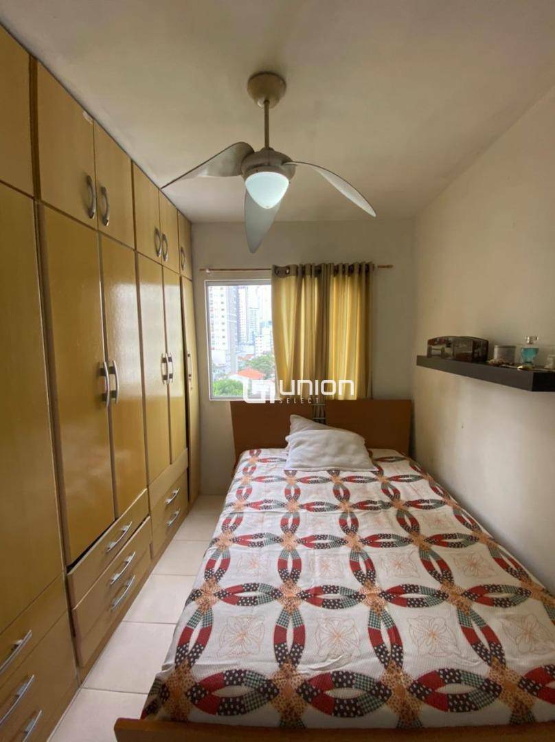 Apartamento à venda com 3 quartos, 113m² - Foto 13