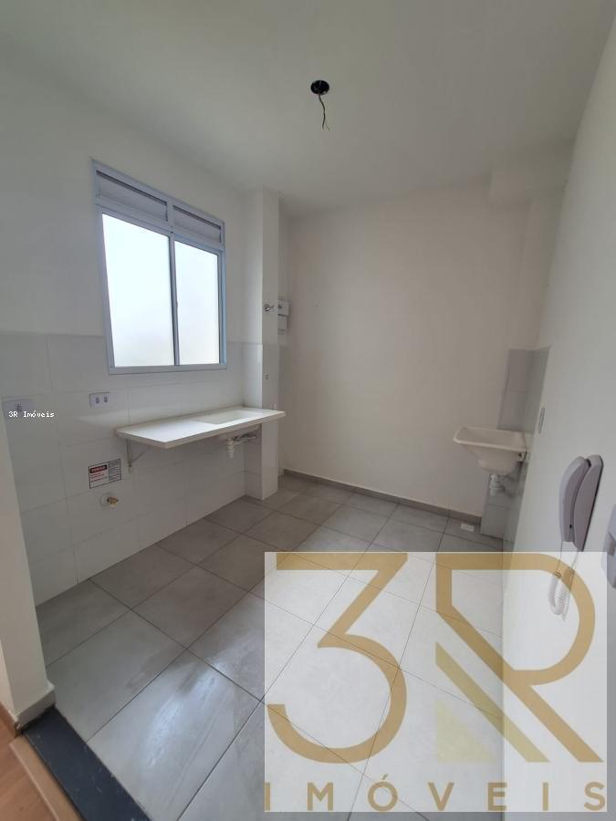 Apartamento à venda com 2 quartos, 40m² - Foto 3