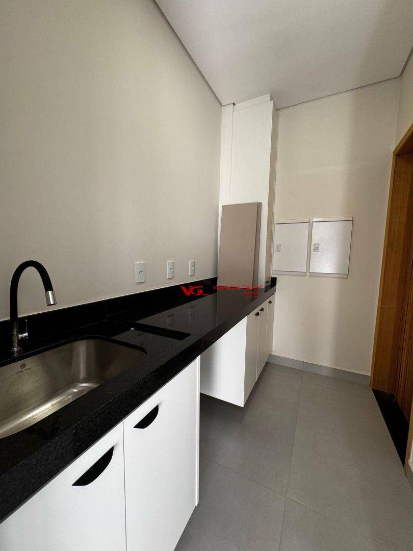 Casa de Condomínio à venda com 3 quartos, 195m² - Foto 5