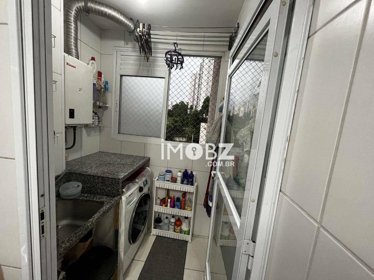 Apartamento à venda com 2 quartos, 64m² - Foto 11