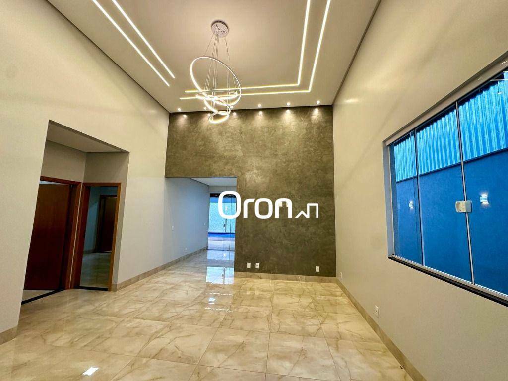 Casa à venda com 3 quartos, 160m² - Foto 3