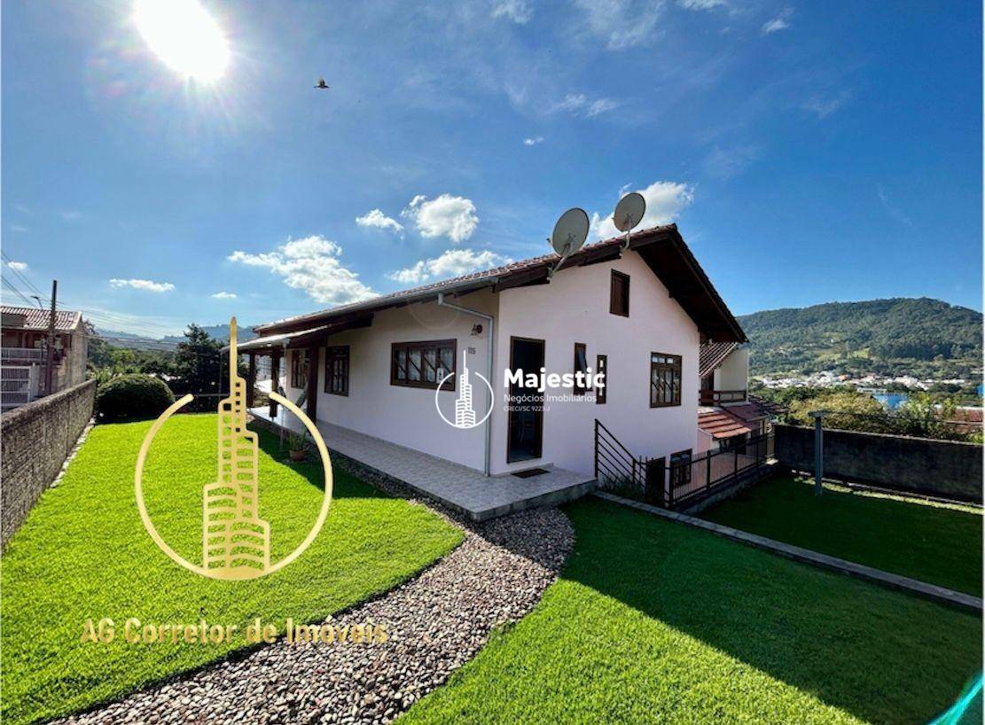 Casa, 3 quartos, 200 m² - Foto 1