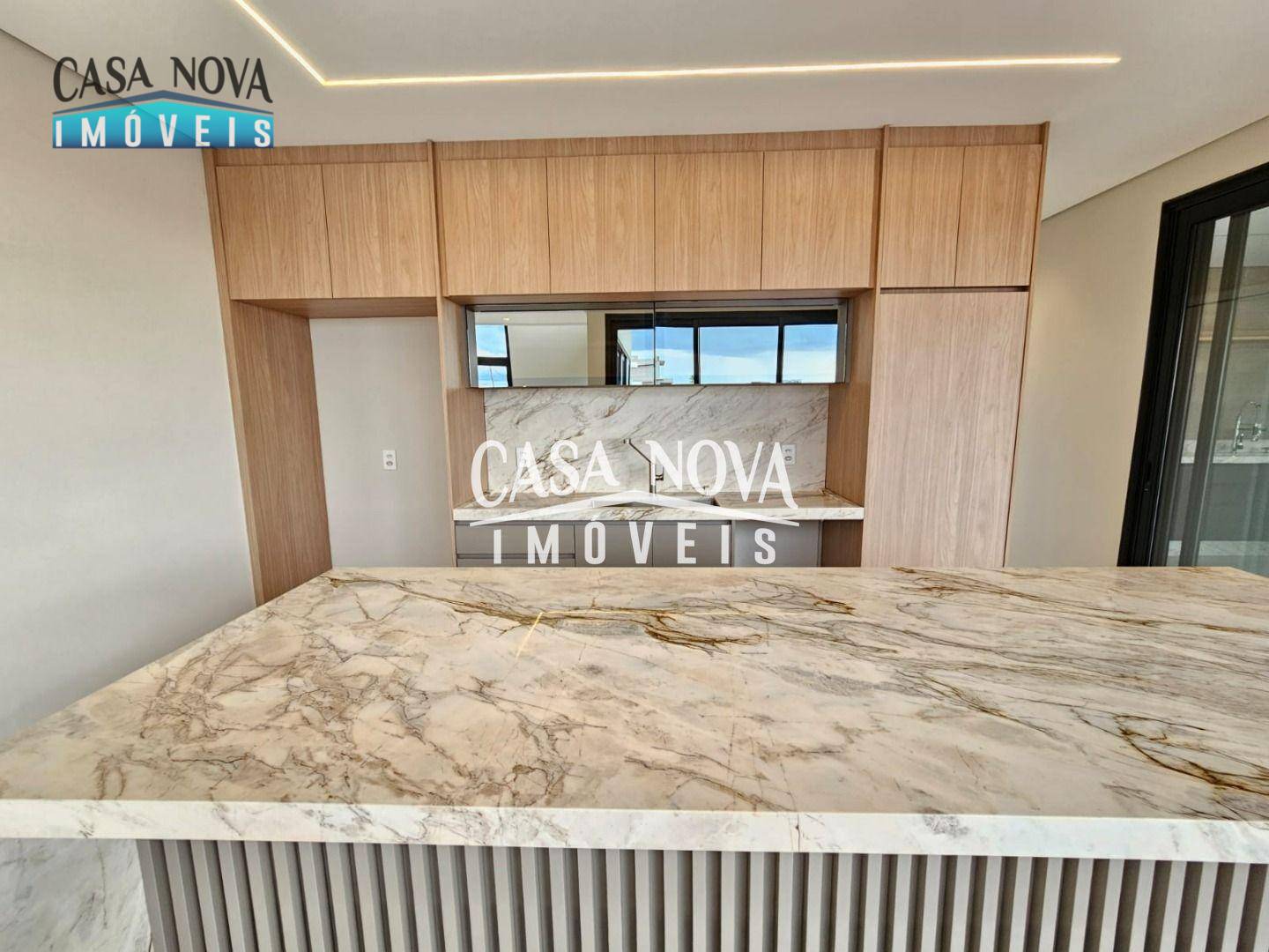 Casa de Condomínio à venda e aluguel com 4 quartos, 375m² - Foto 8