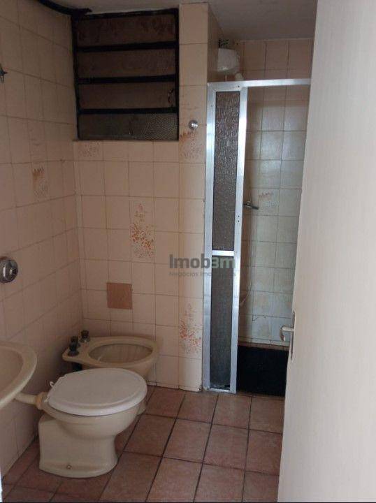 Apartamento à venda com 3 quartos, 75m² - Foto 11