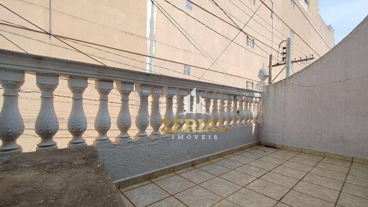 Sobrado à venda com 3 quartos, 200m² - Foto 14