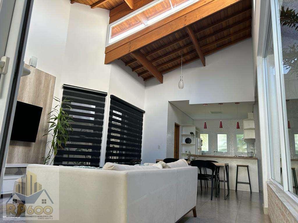 Casa de Condomínio à venda com 3 quartos, 560m² - Foto 6