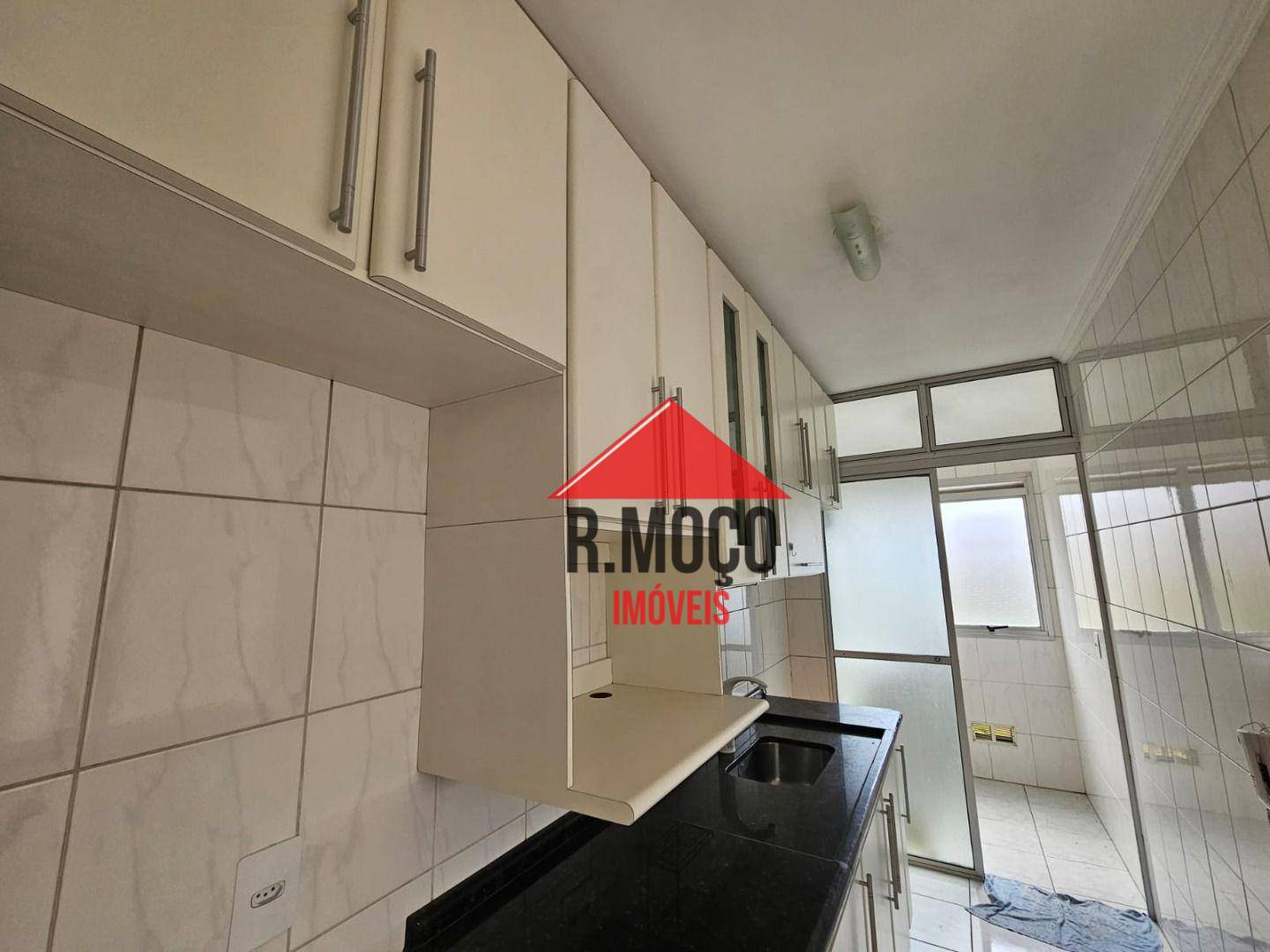 Apartamento à venda com 2 quartos, 52m² - Foto 2