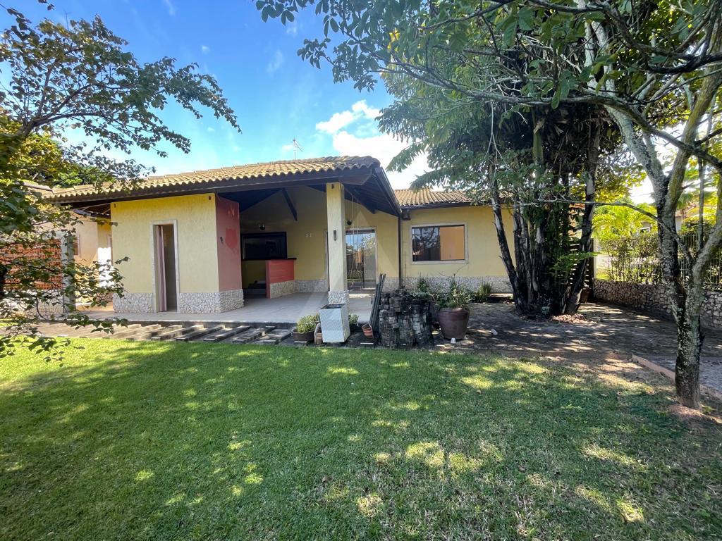 Casa de Condomínio à venda com 3 quartos, 140m² - Foto 1