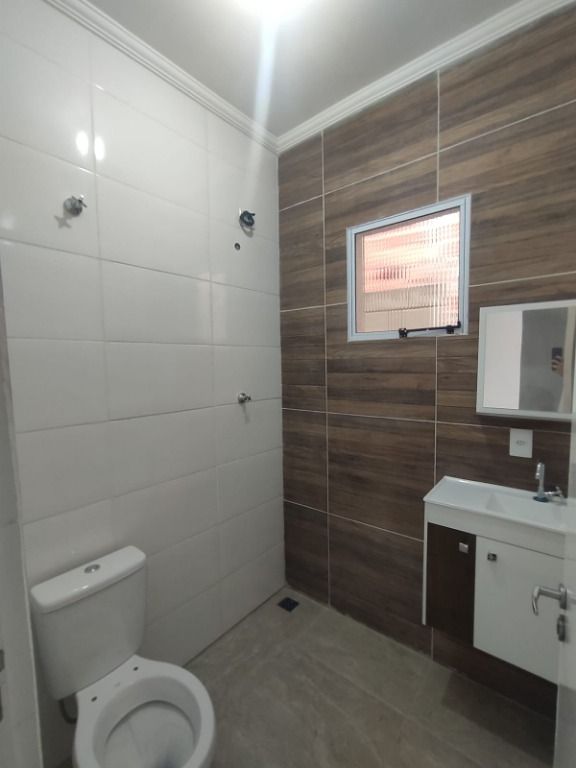 Casa à venda com 2 quartos, 52m² - Foto 5