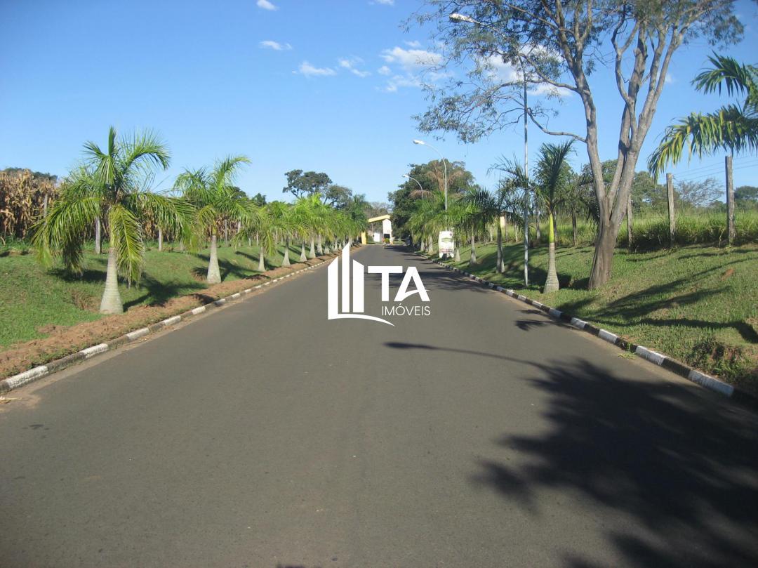 Casa de Condomínio à venda com 3 quartos, 350m² - Foto 3