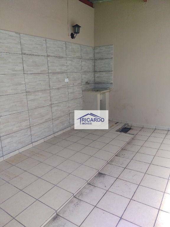 Sobrado à venda com 2 quartos, 170m² - Foto 23