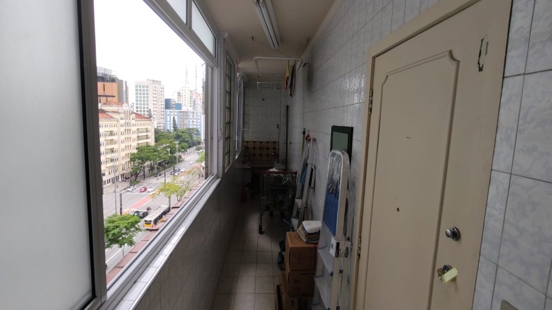 Apartamento à venda com 3 quartos, 120m² - Foto 11