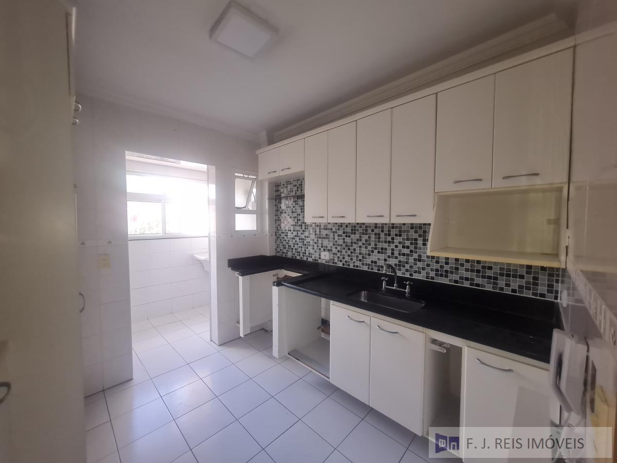 Apartamento à venda com 3 quartos, 93m² - Foto 8