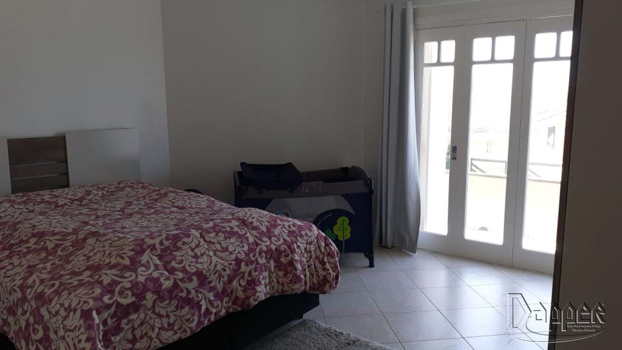 Casa à venda com 3 quartos, 250m² - Foto 8