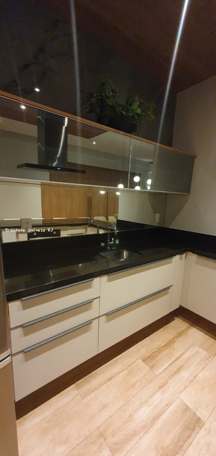 Apartamento à venda com 3 quartos, 107m² - Foto 37
