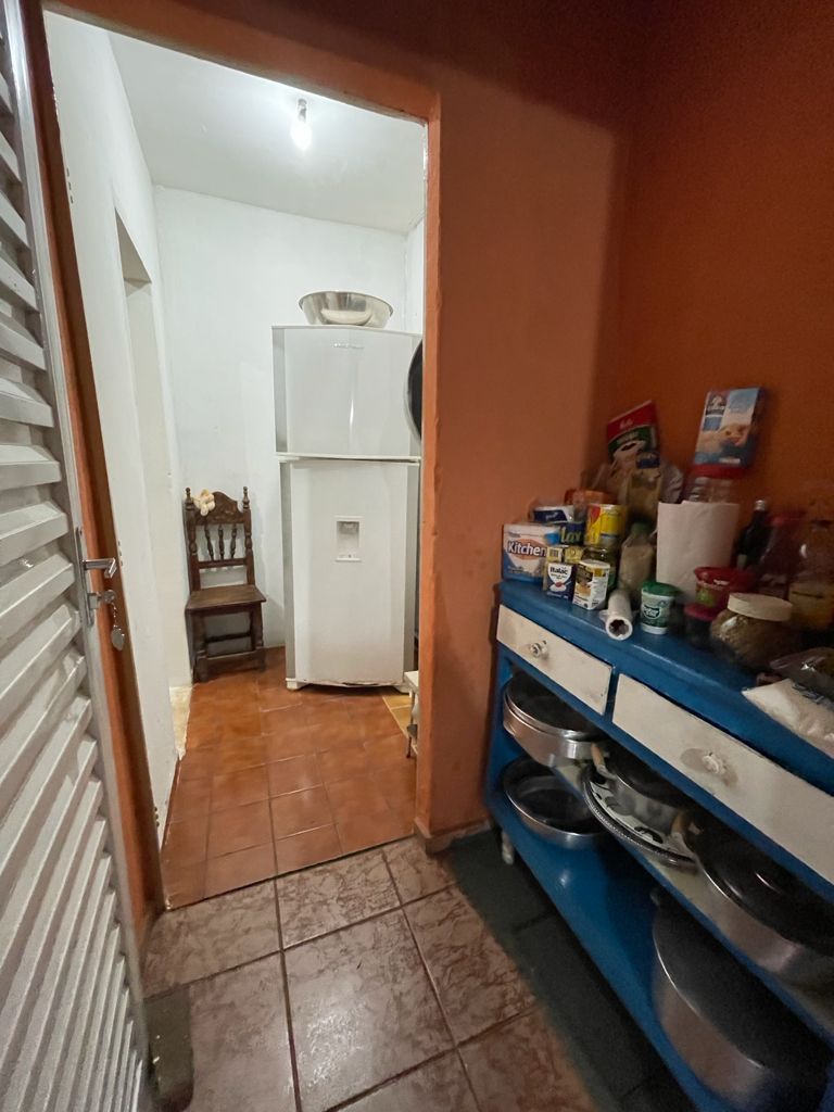 Casa à venda com 2 quartos, 80m² - Foto 14