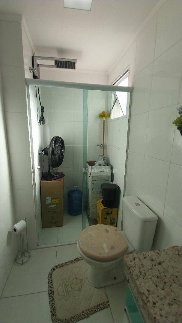 Apartamento à venda com 2 quartos, 64m² - Foto 10