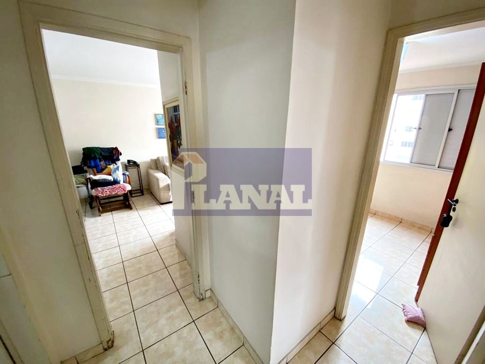 Apartamento à venda com 3 quartos, 121m² - Foto 11