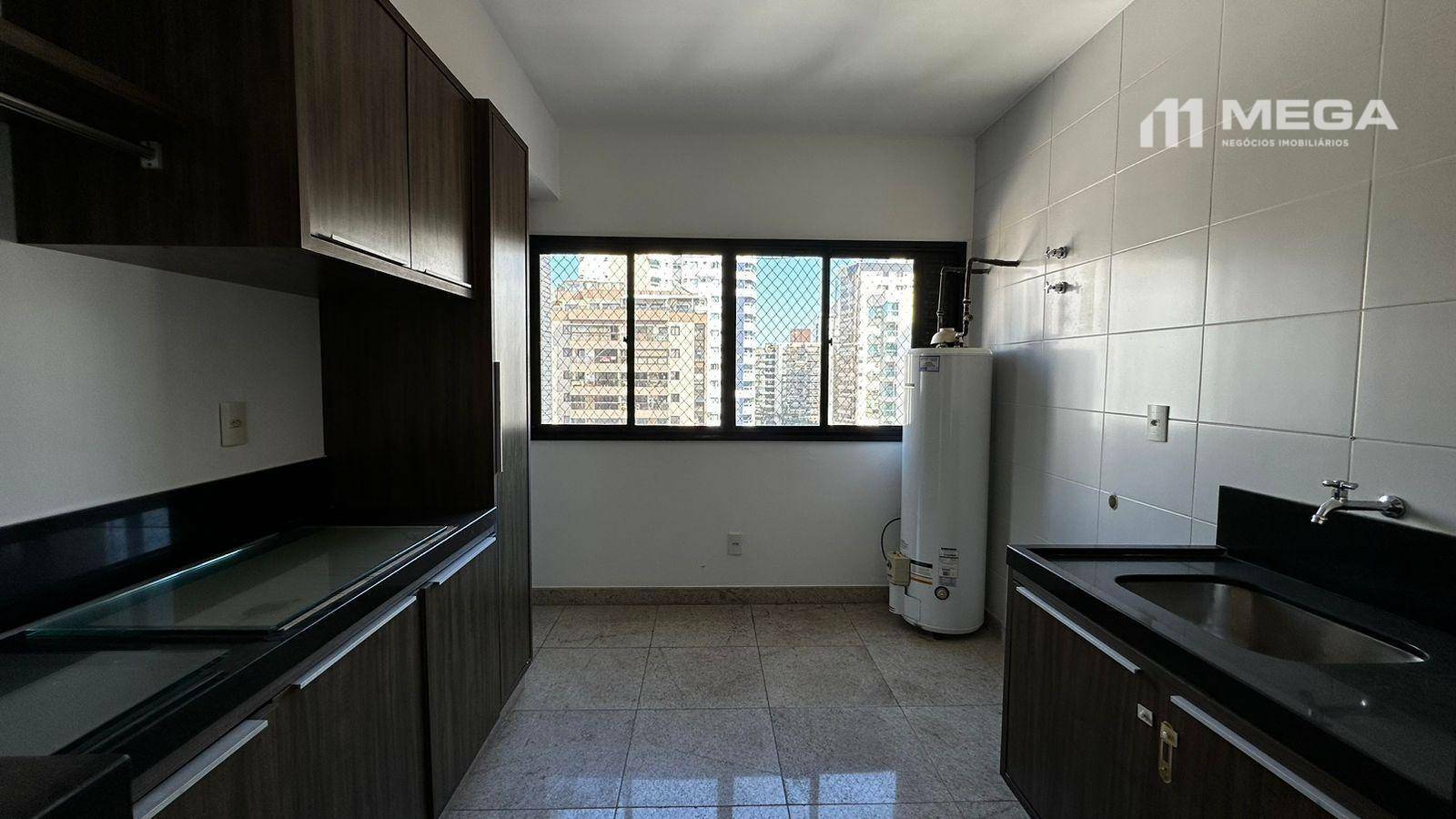 Apartamento à venda com 4 quartos, 270m² - Foto 26