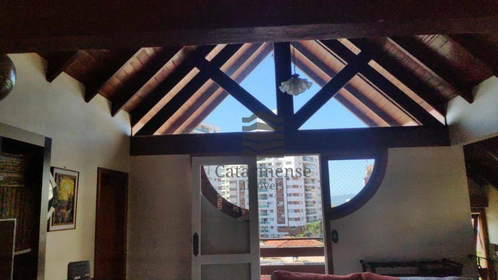 Casa à venda com 5 quartos, 434m² - Foto 12