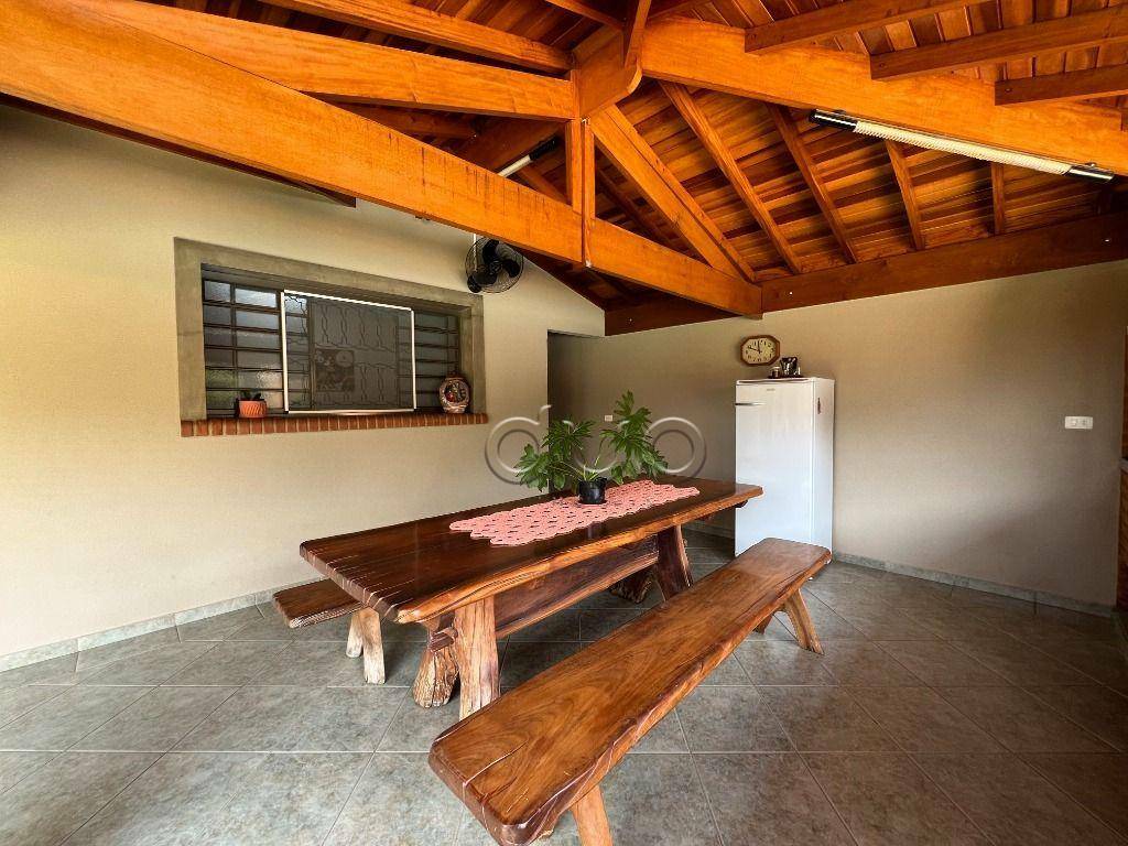 Casa à venda com 3 quartos, 250m² - Foto 13