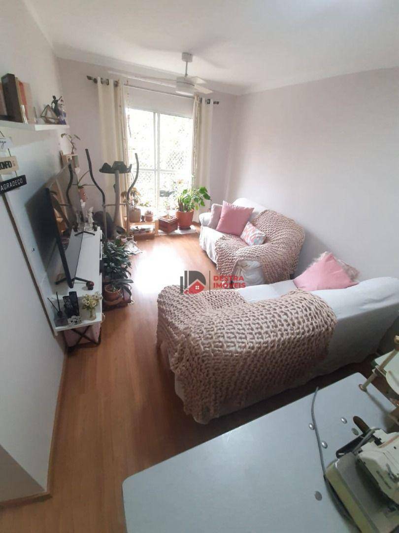 Apartamento à venda com 2 quartos, 60m² - Foto 2