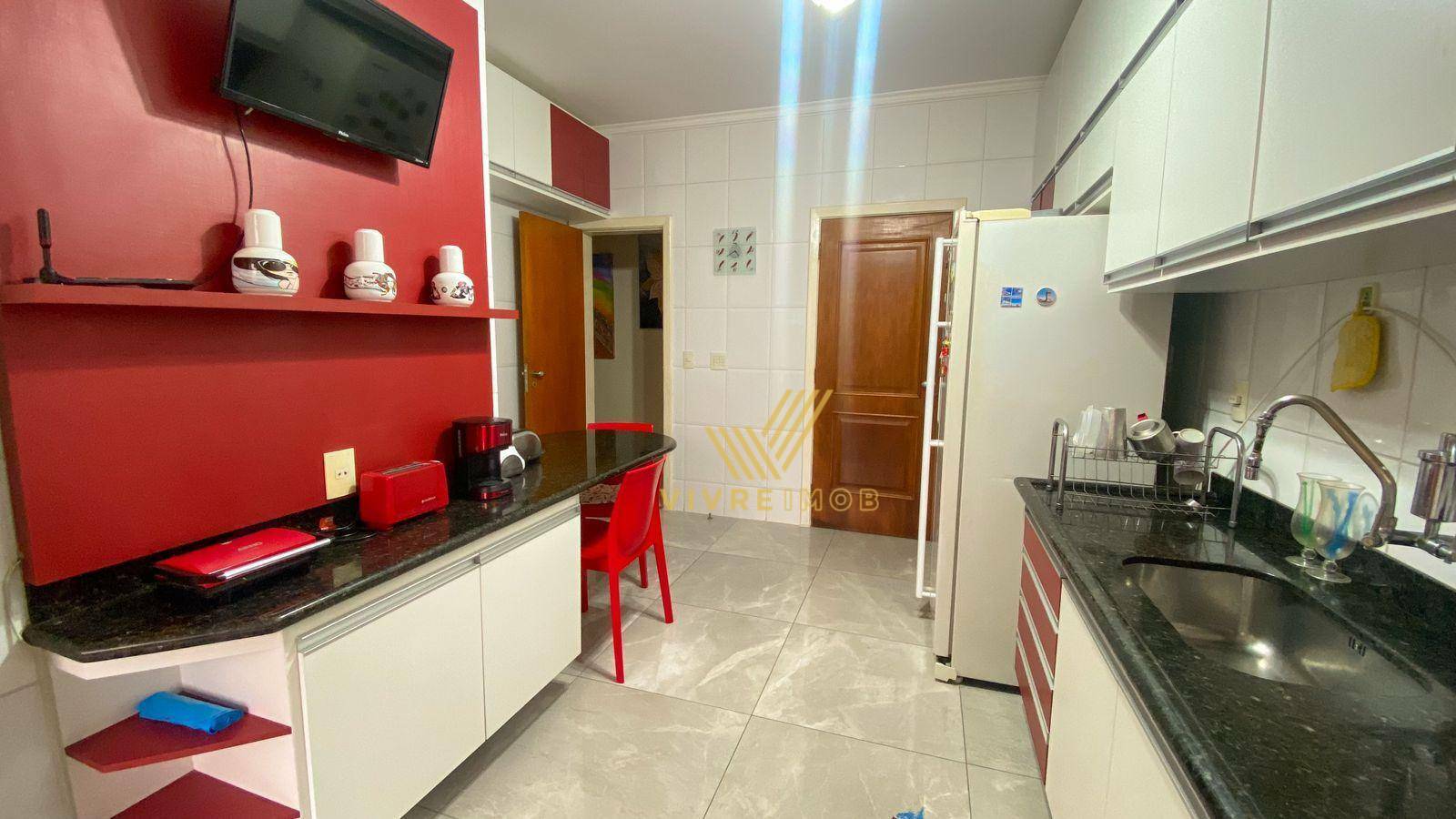 Apartamento à venda com 3 quartos, 130m² - Foto 12