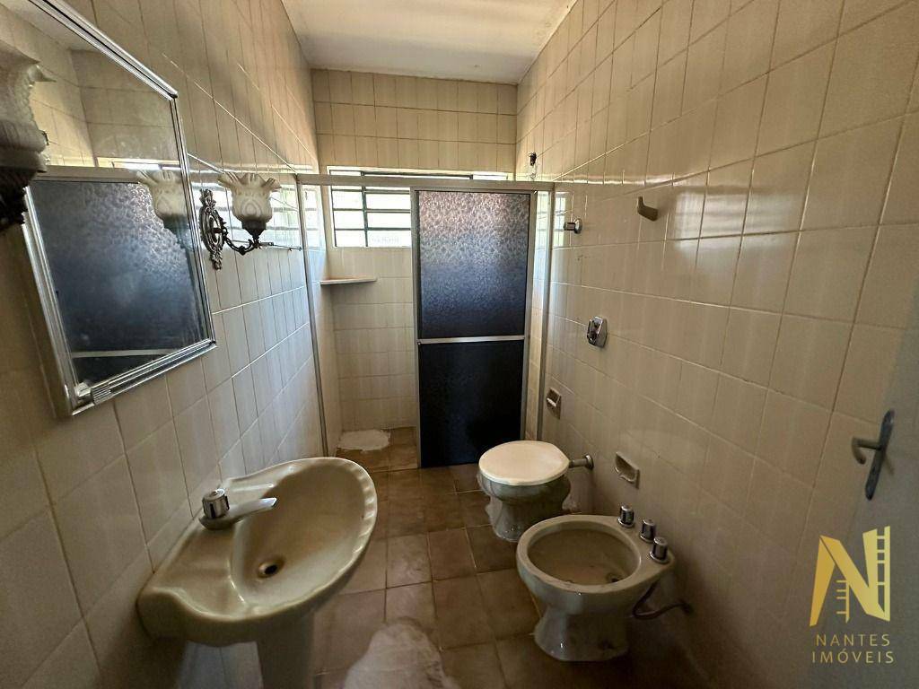 Casa à venda com 3 quartos, 260m² - Foto 8