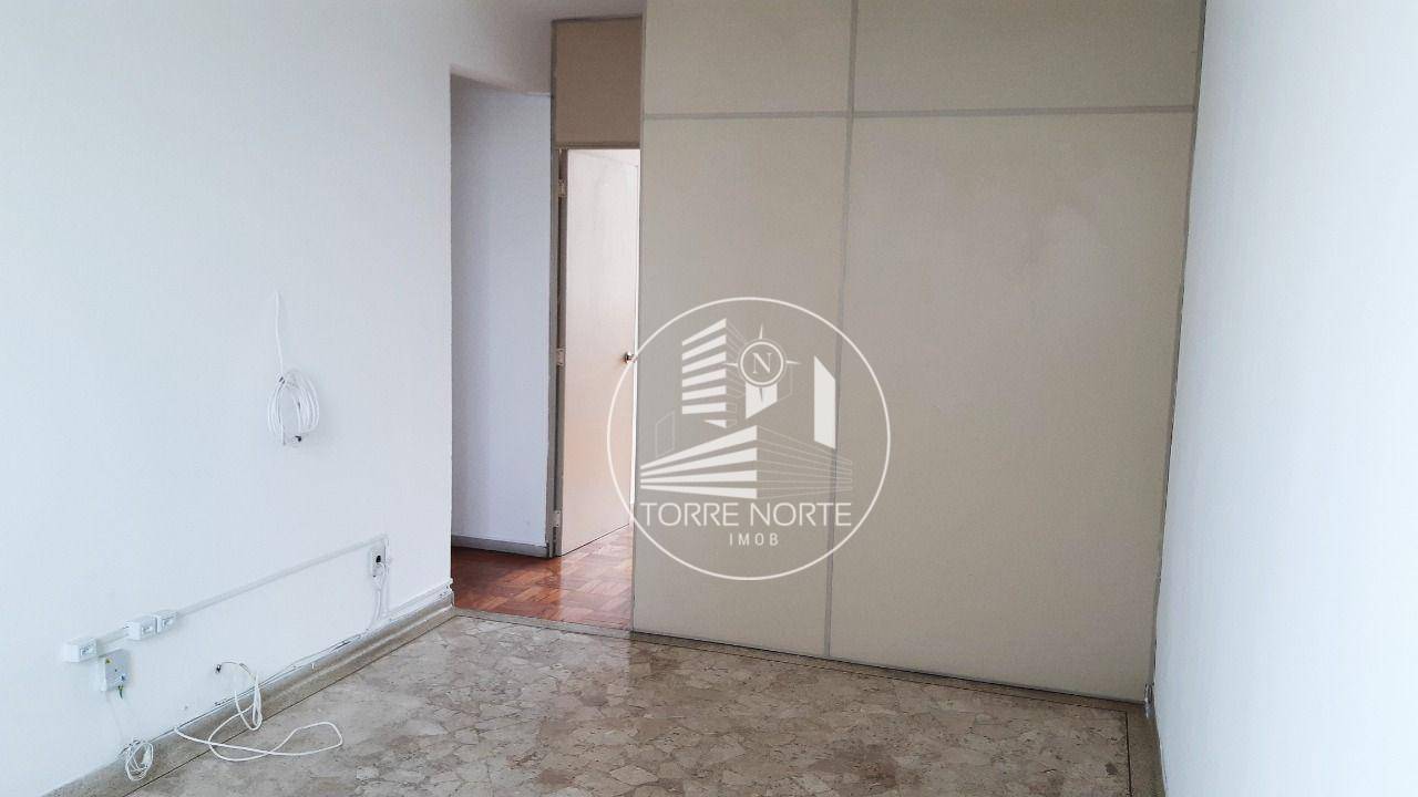 Apartamento à venda com 3 quartos, 92m² - Foto 4