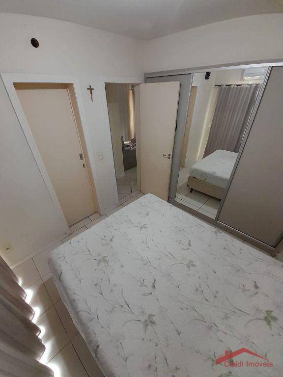 Apartamento à venda com 2 quartos, 110m² - Foto 7