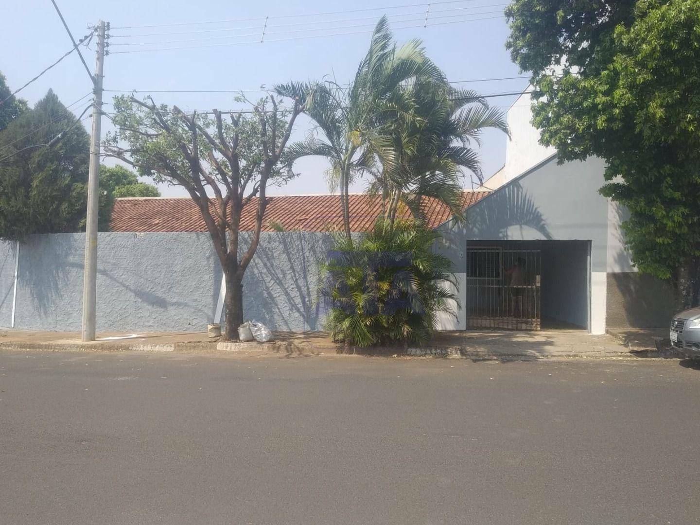 Casa à venda com 2 quartos, 70m² - Foto 1