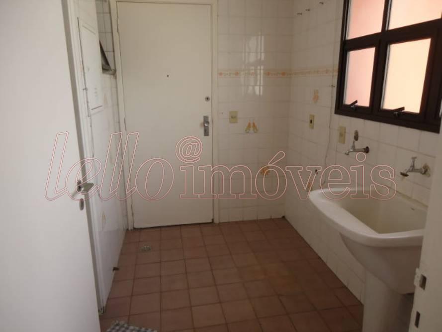 Apartamento para alugar com 4 quartos, 155m² - Foto 11