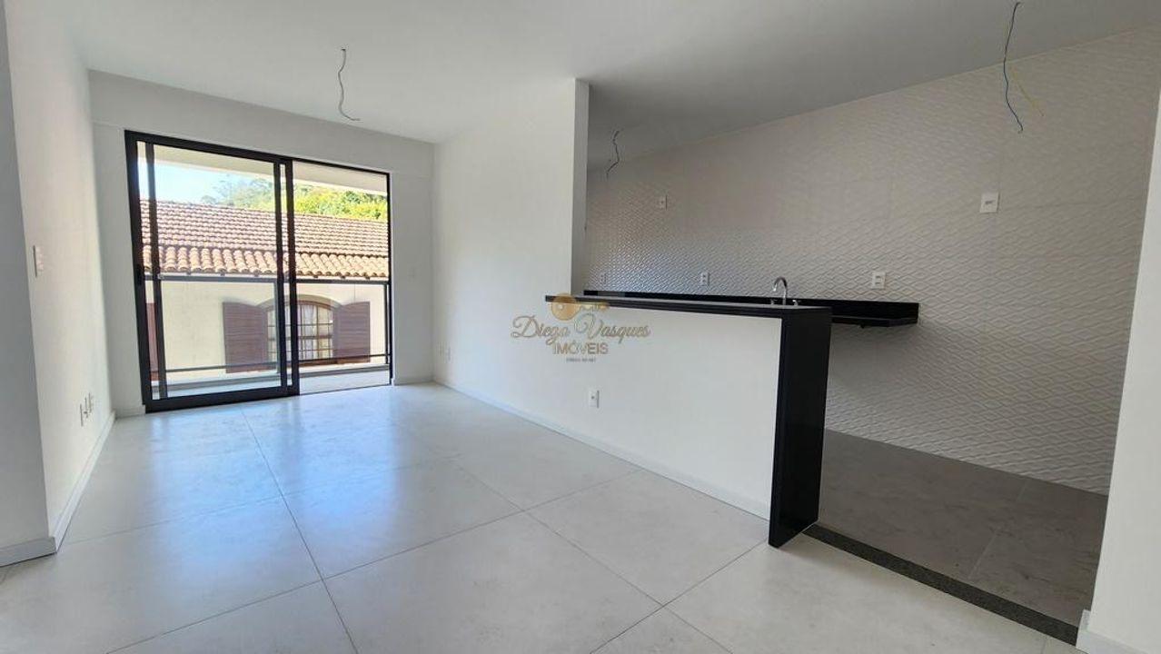 Apartamento à venda com 2 quartos, 67m² - Foto 3