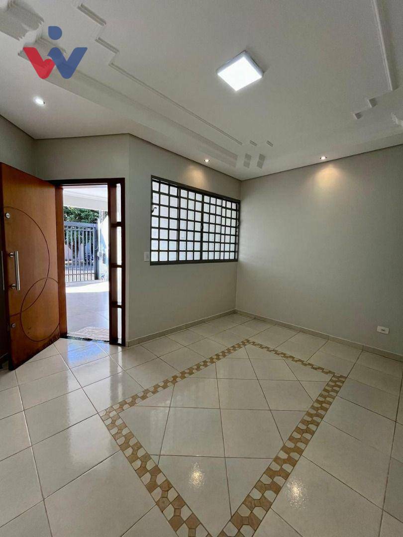 Casa à venda com 3 quartos, 200m² - Foto 8