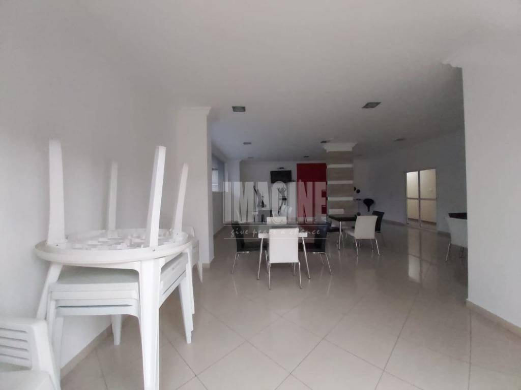 Apartamento à venda com 2 quartos, 71m² - Foto 18