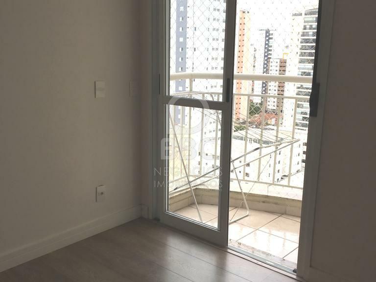 Apartamento à venda com 3 quartos, 136m² - Foto 16