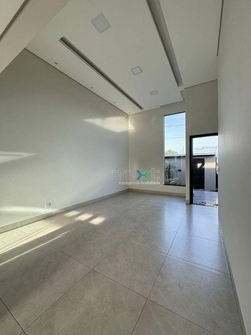 Casa à venda com 3 quartos, 138m² - Foto 4