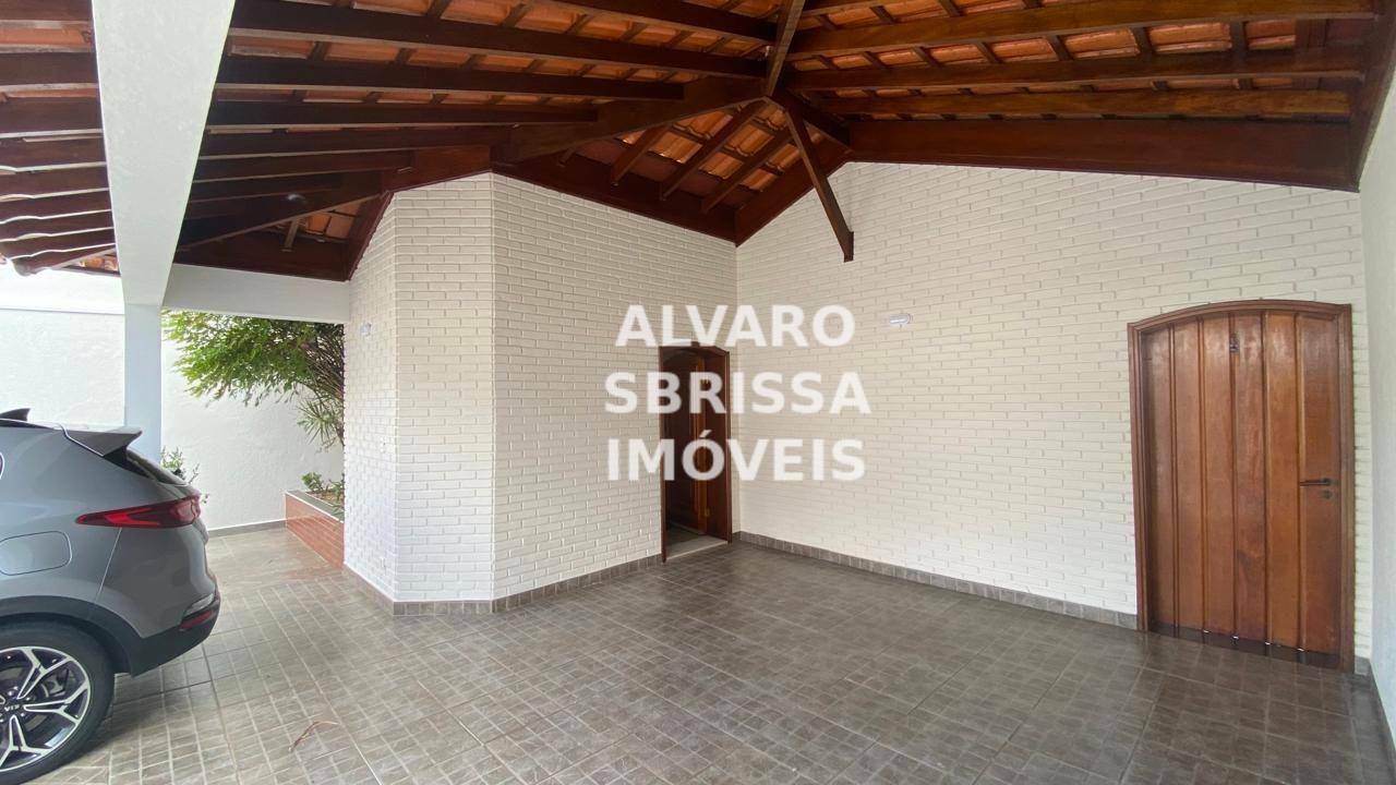 Casa à venda com 3 quartos, 272m² - Foto 15