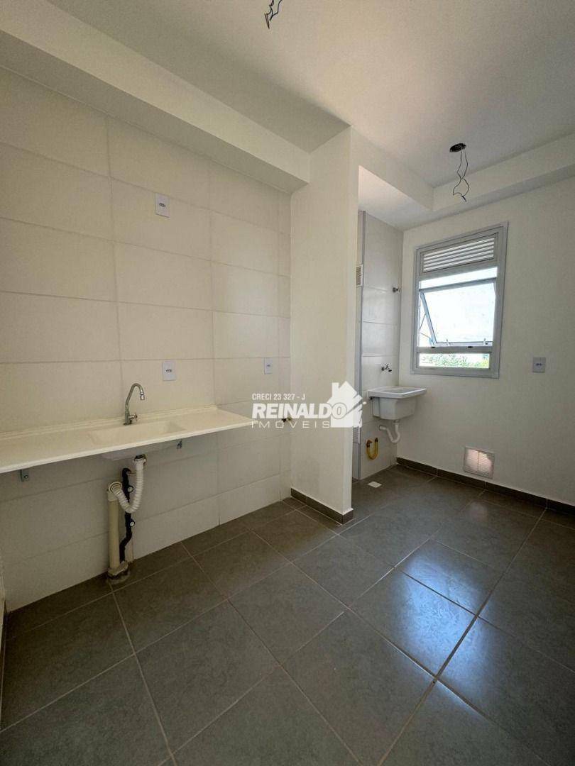 Apartamento à venda com 2 quartos, 61m² - Foto 13