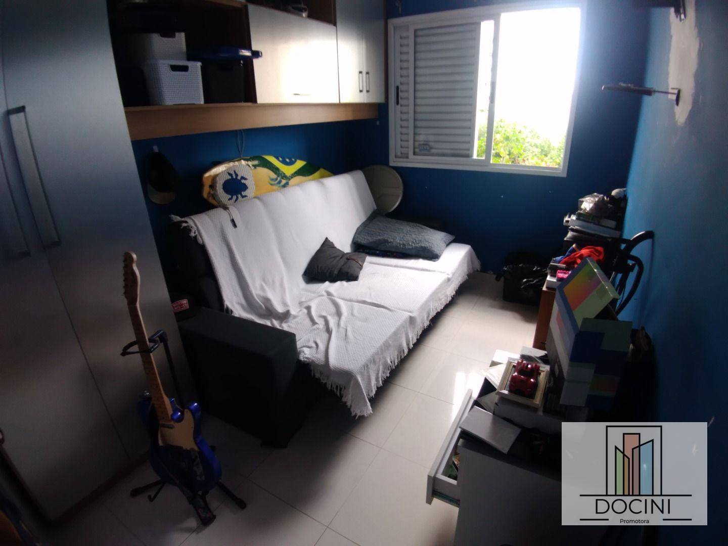 Apartamento à venda com 3 quartos, 75m² - Foto 22