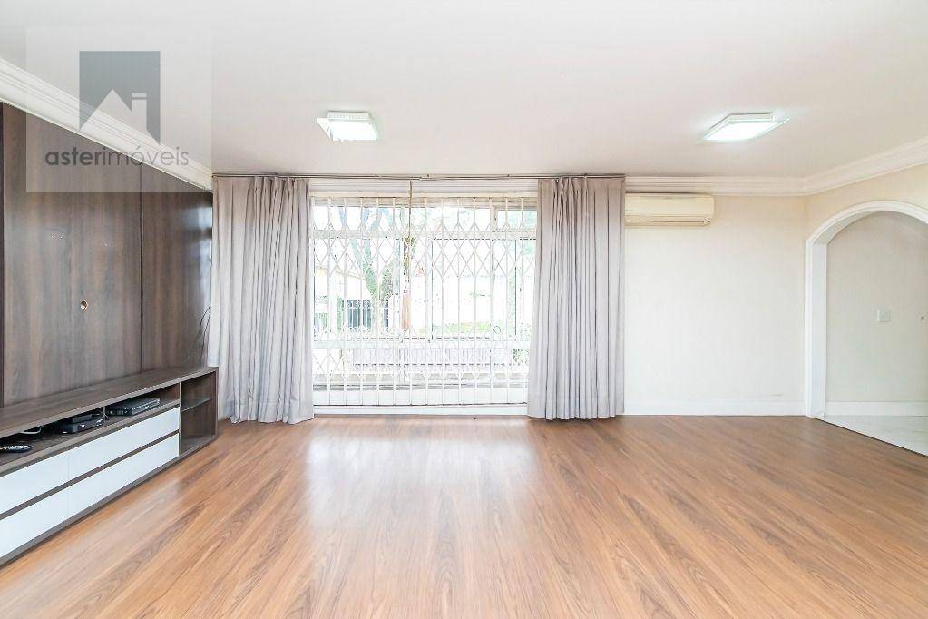 Casa para alugar com 4 quartos, 285m² - Foto 27