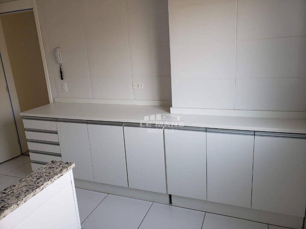 Apartamento à venda com 2 quartos, 63m² - Foto 6